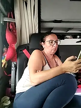 cuplubijoanna online show from 04-29-26, 12:31