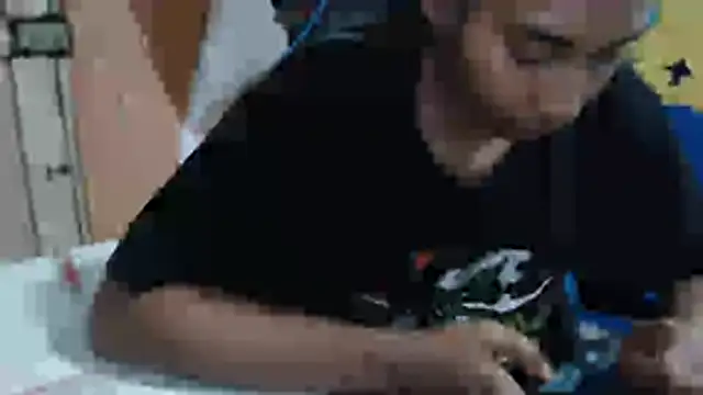 yohatinelly07 online show from 10-20-25, 01:50