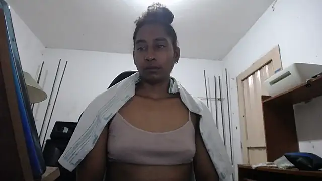 yohatinelly07 online show from 11-28-25, 08:28