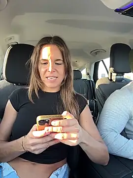 JuicyFruits93 online show from 12-15-25, 01:48