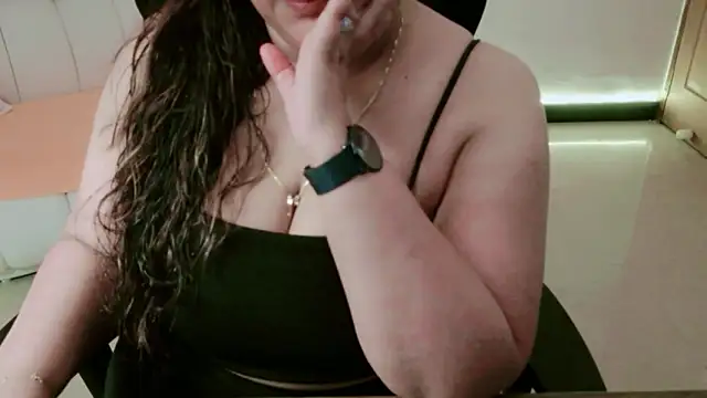 Snapshot of Gracefulgoddess chatting on 03-29-26, 06:57 Gracefulgoddess online show from 03-29-26, 06:57