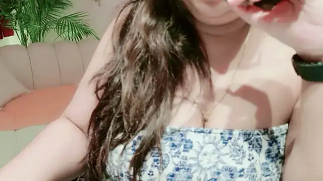 Snapshot of Gracefulgoddess chatting on 04-03-26, 09:18 Gracefulgoddess online show from 04-03-26, 09:18