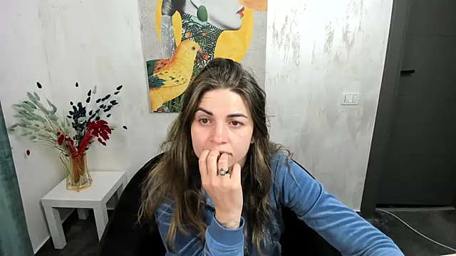 Snapshot of TiffanySweet chatting on 04-26-26, 06:38 TiffanySweet online show from 04-26-26, 06:38