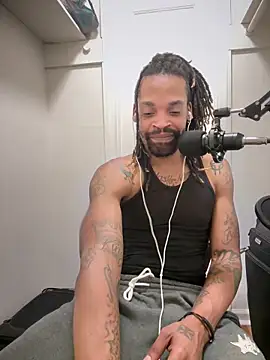 1BeautyN1Beast online show from 02-16-26, 08:49