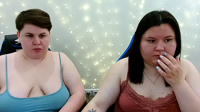 BeckyAndHellen online show from 06-11-26, 10:24