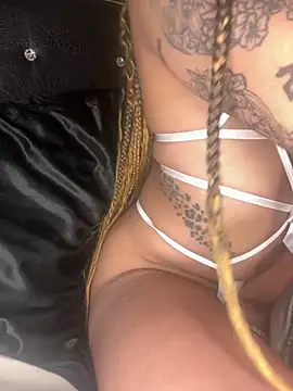 Shuggabutt online show from 01-04-25, 01:21