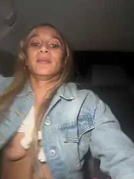 Shuggabutt online show from 02-10-25, 03:57