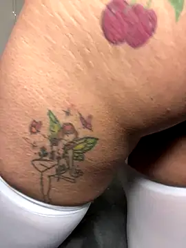 Shuggabutt online show from 10-25-25, 11:29