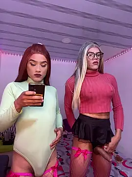 Snapshot of big_girl21cm chatting on 12-02-25, 02:01 big girl21cm online show from 12-02-25, 02:01