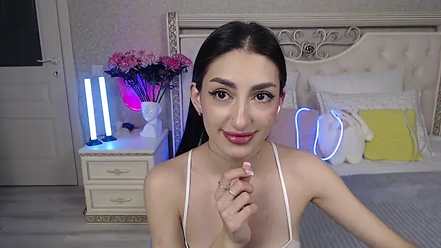 Lina Robbins online show from 02-16-26, 10:17