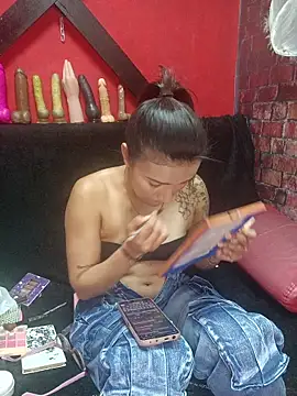 Yaumiko online show from 10-29-25, 11:34