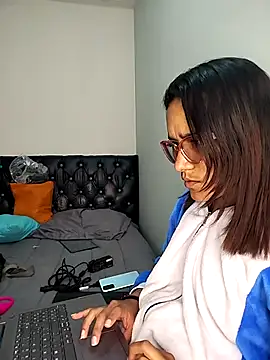 Yaumiko online show from 03-04-26, 08:15