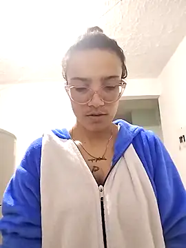 Yaumiko online show from 03-18-26, 11:02