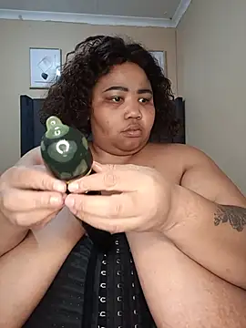Snapshot of XXSEXYBBW94 chatting on 07-12-26, 11:01 XXSEXYBBW94 online show from 07-12-26, 11:01