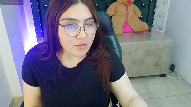 conniejames m online show from 05-12-26, 10:56