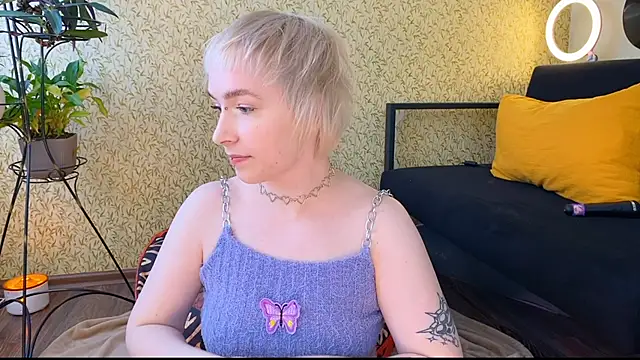 EmmyAmbros online show from 03-09-25, 08:29