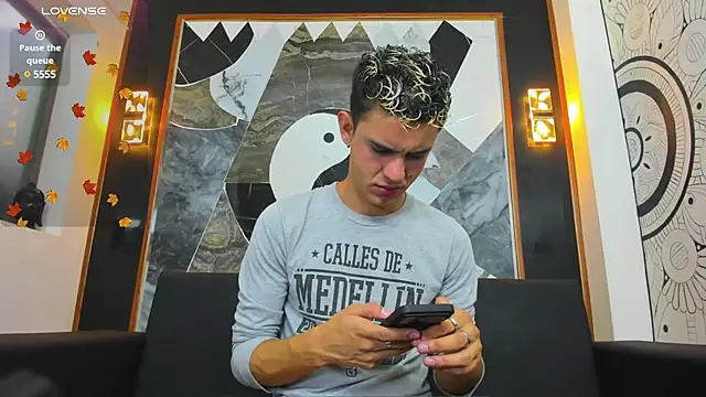 Snapshot of kai_borman chatting on 02-26-25, 12:36 kai borman online show from 02-26-25, 12:36