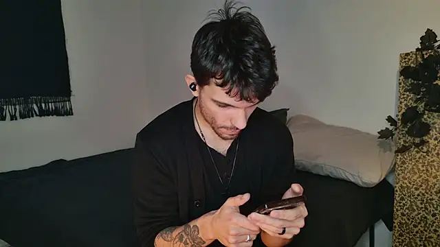 JackDesFeux online show from 11-16-25, 01:17