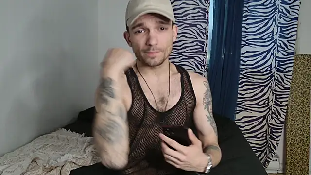 Snapshot of JackDesFeux chatting on 05-19-26, 12:38 JackDesFeux online show from 05-19-26, 12:38