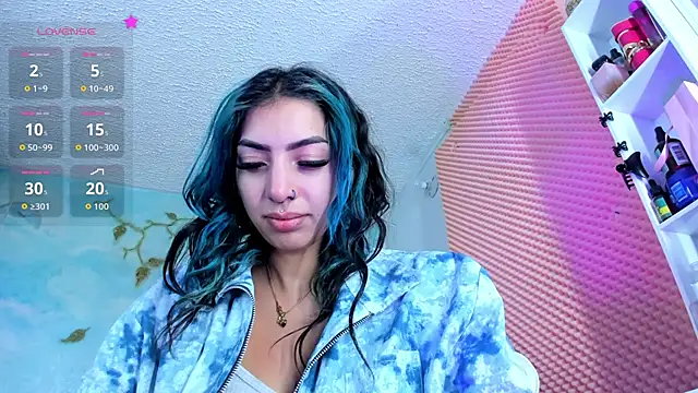 SaturnooStonee online show from 06-12-26, 03:05