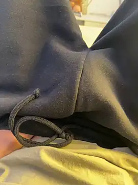 Snapshot of Sturmi18 chatting on 01-11-26, 02:00 Sturmi18 online show from 01-11-26, 02:00