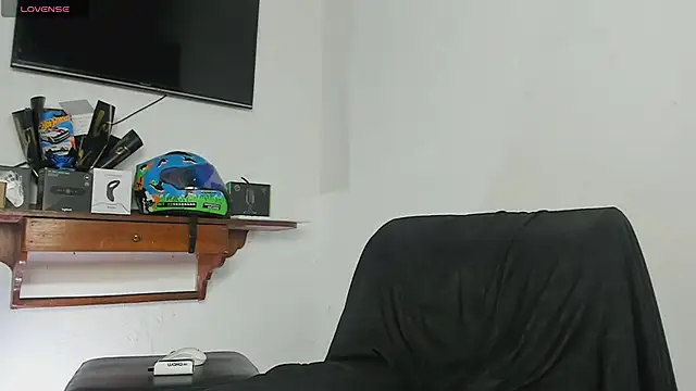 Snapshot of Xander_Str0ng chatting on 11-27-25, 12:51 Xander Str0ng online show from 11-27-25, 12:51