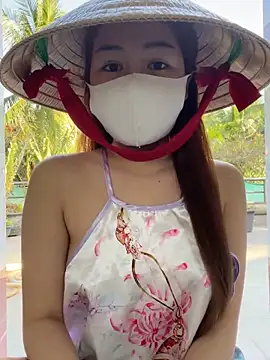 BabyThree  online show from 12-15-25, 08:07