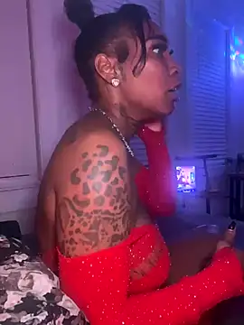 CUMQUEEN-XXX69 online show from 11-24-25, 03:39