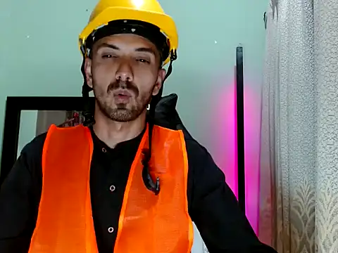 Tomas Tylor online show from 03-18-26, 02:15