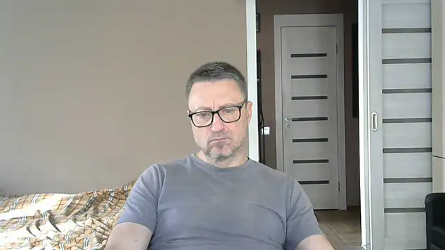 Snapshot of HarrySnake chatting on 03-20-25, 11:16 HarrySnake online show from 03-20-25, 11:16