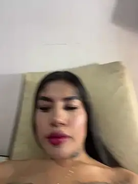 Snapshot of saragill323 chatting on 02-22-25, 07:14 saragill323 online show from 02-22-25, 07:14