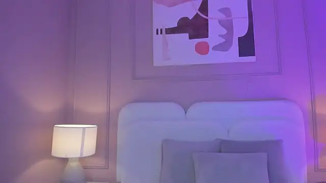 Snapshot of aria_greco chatting on 09-16-25, 03:51 aria greco online show from 09-16-25, 03:51