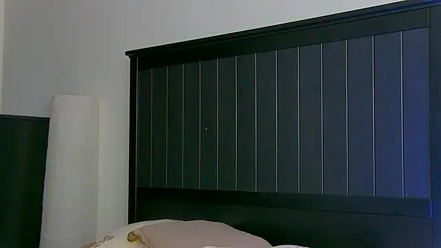 Yanira Muslim online show from 04-09-26, 04:12