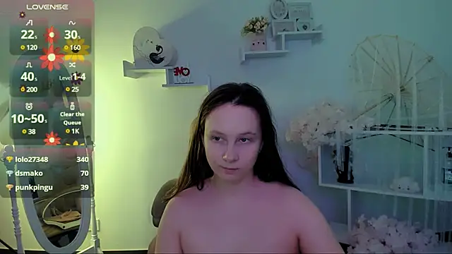 Snapshot of Ketrin_n_ chatting on 03-10-25, 12:37 Ketrin n  online show from 03-10-25, 12:37