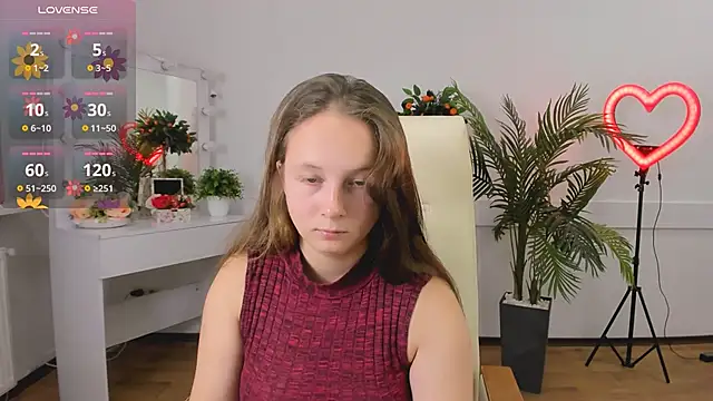 Snapshot of Ketrin_n_ chatting on 10-16-25, 12:17 Ketrin n  online show from 10-16-25, 12:17