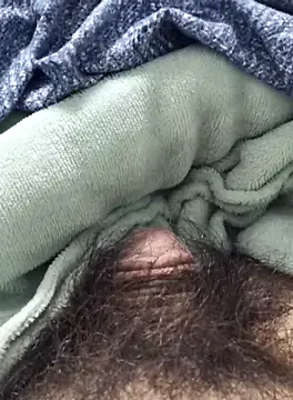 Snapshot of HEARRY668 chatting on 03-04-25, 11:40 HEARRY668 online show from 03-04-25, 11:40