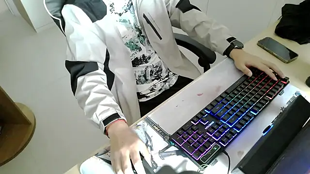 HEARRY668 online show from 04-12-26, 06:40