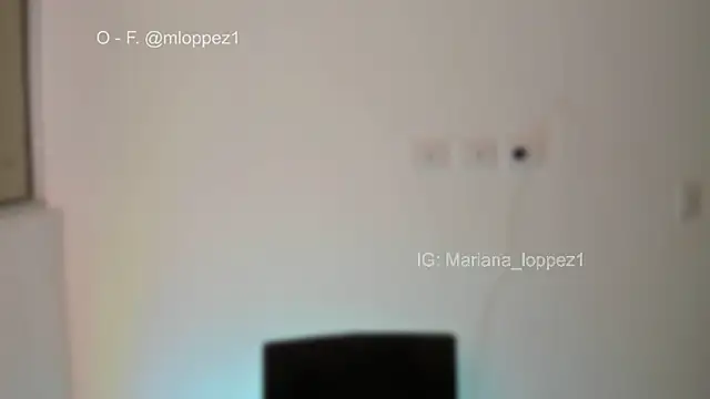 Snapshot of mariana_lopez1 chatting on 01-13-25, 01:45 mariana lopez1 online show from 01-13-25, 01:45