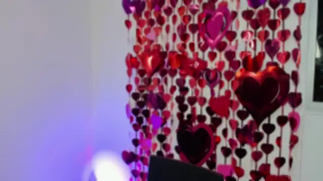 Snapshot of mariana_lopez1 chatting on 02-14-25, 11:53 mariana lopez1 online show from 02-14-25, 11:53