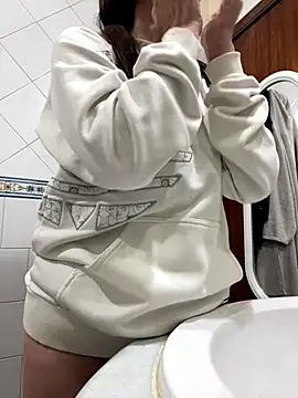 Snapshot of MargotKajira chatting on 11-08-25, 11:43 MargotKajira online show from 11-08-25, 11:43