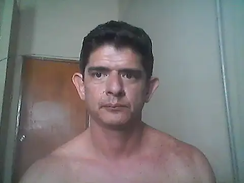 Snapshot of Marobronco chatting on 09-13-25, 07:35 Marobronco online show from 09-13-25, 07:35