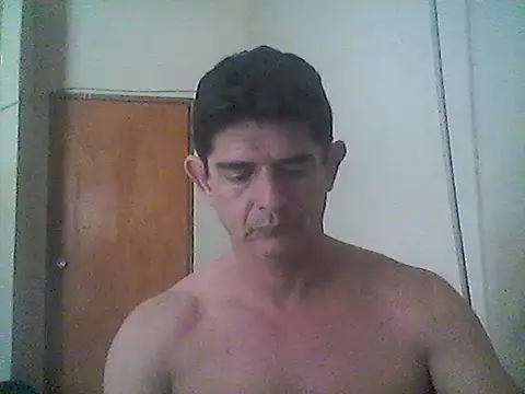 Snapshot of Marobronco chatting on 09-14-25, 02:49 Marobronco online show from 09-14-25, 02:49