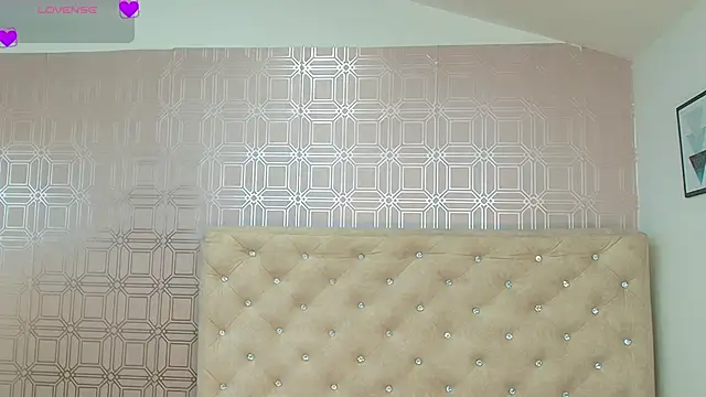 Snapshot of Sara_Desire chatting on 01-19-25, 12:28 Sara Desire online show from 01-19-25, 12:28