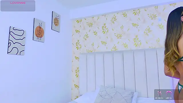 Sara Desire online show from 01-16-26, 12:53