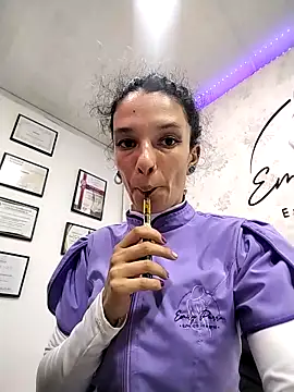 rebekka simpson online show from 11-22-25, 10:42