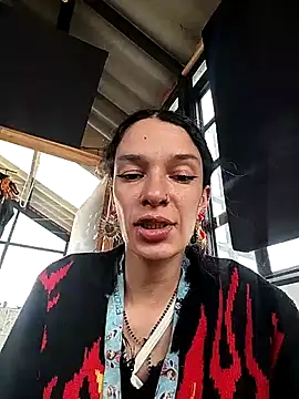 rebekka simpson online show from 05-25-26, 08:48
