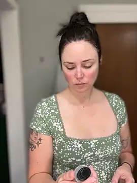 Blaze Baby online show from 11-21-25, 03:00