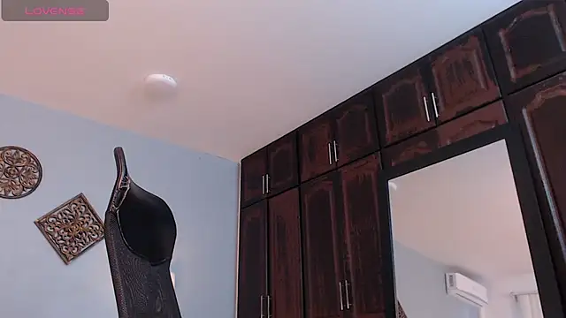 JeremyLowe online show from 03-18-25, 01:20