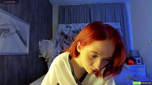 Snapshot of BridgetDay chatting on 10-28-25, 03:10 BridgetDay online show from 10-28-25, 03:10