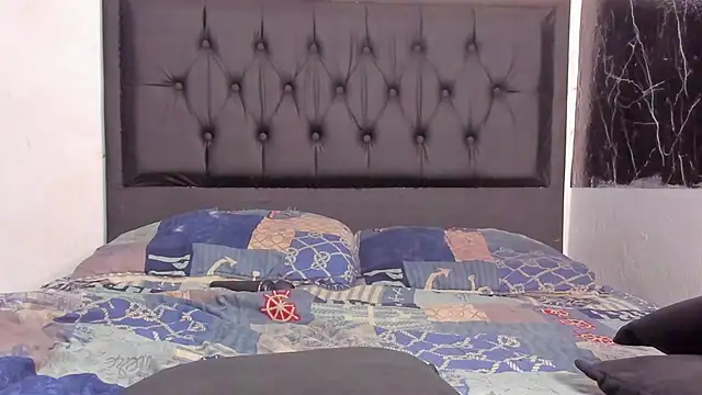 kriixtybrown online show from 10-02-25, 06:04